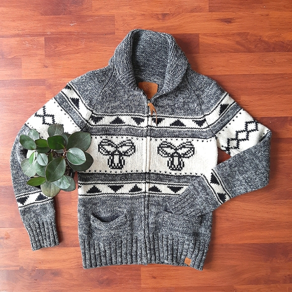 ARITZIA TNA sea to sky 100% lambswool zip sweater